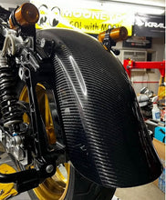 Load image into Gallery viewer, HOFMANN DESIGNS CARBON FIBER REAR FENDER W/ SEAT DOCK FLH 09-22
